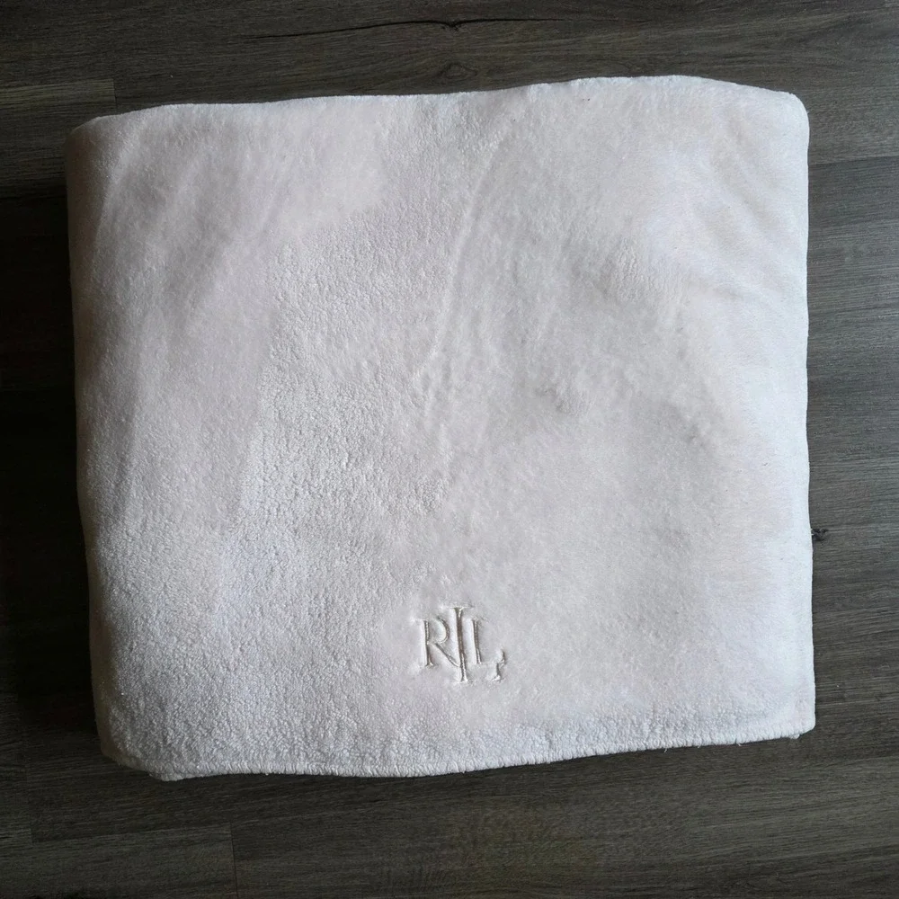 Lauren Ralph Lauren King Plush Microluxe Velvety Blanket Pale Pink RLL Monogram